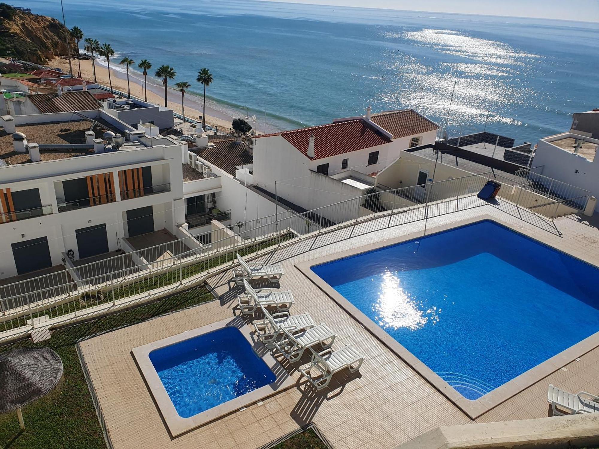 Magnifique Duplex Avec Piscine En Bord De Mer Apartment Olhos de Agua  Exterior foto